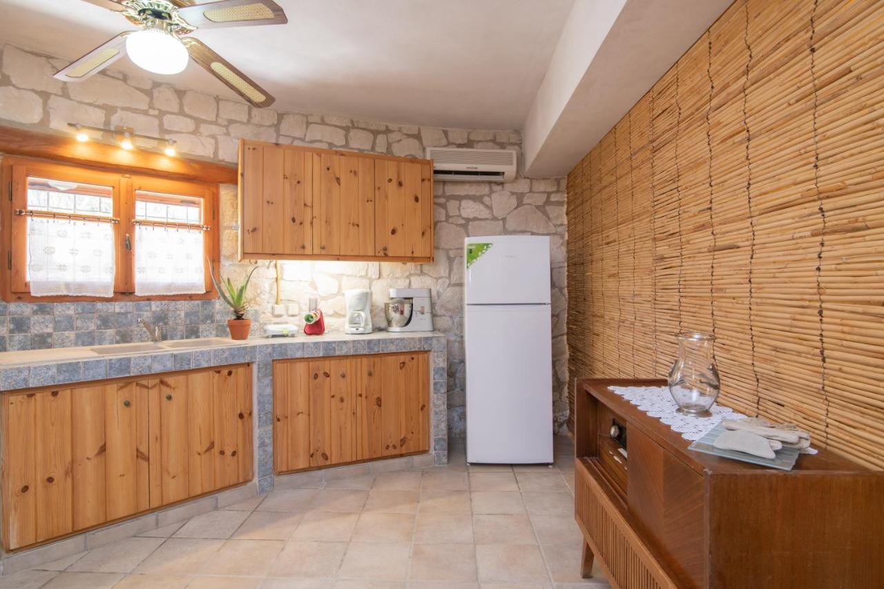 Gerakomylos Stone House Василикос Экстерьер фото